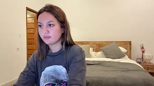 Nelly Fischer online show from 09/30/25, 02:12