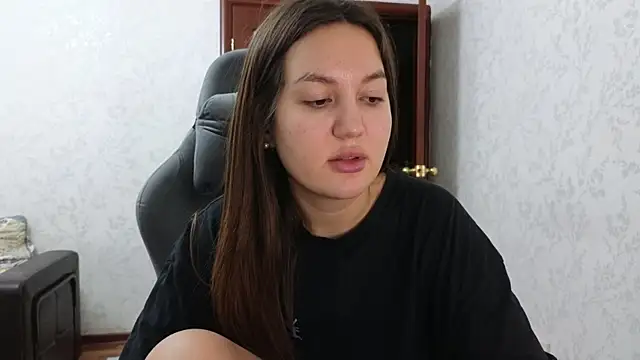 Nelly Fischer online show from 01/11/25, 10:07