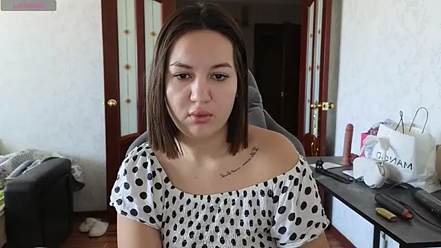 Nelly Fischer online show from 03/23/25, 06:37