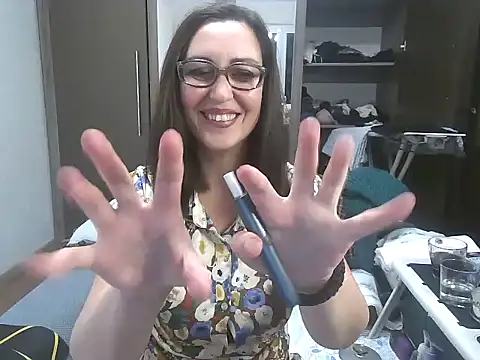 Ulyana72882 online show from 01/02/25, 04:56