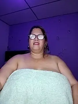 EllisW8 online show from 12/02/25, 12:22