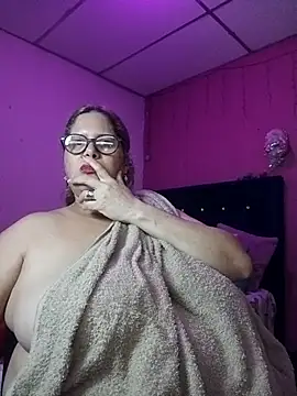 EllisW8 online show from 10/15/25, 10:51