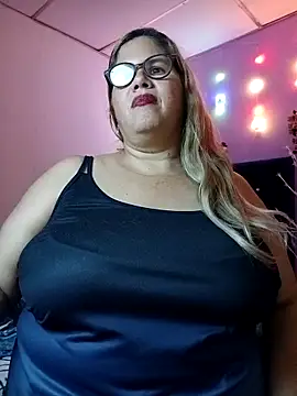 EllisW8 online show from 11/05/25, 11:19