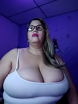 EllisW8 online show from 12/05/25, 12:04