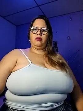 EllisW8 online show from 11/26/25, 10:26