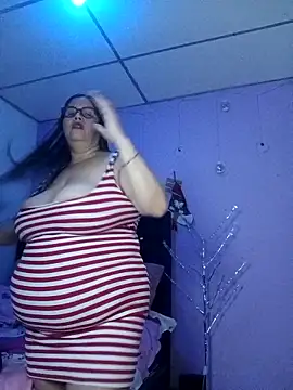 EllisW8 online show from 11/22/25, 10:47