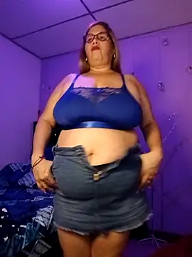 EllisW8 online show from 11/14/25, 08:40