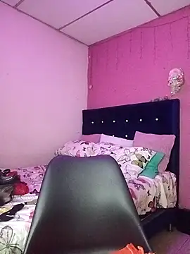 EllisW8 online show from 10/13/25, 10:43