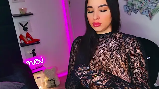 MissAmeliaa online show from 05/14/26, 11:40