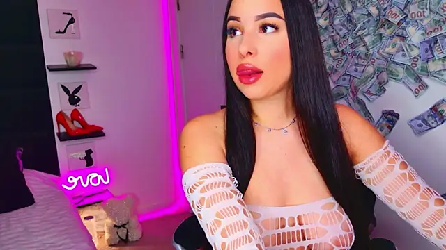 MissAmeliaa online show from 05/22/26, 12:03