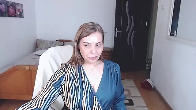 evamaria2024 online show from 11/24/25, 09:42