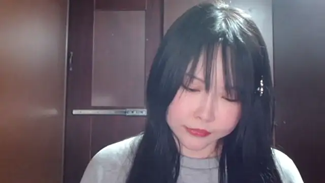 NATINATU252525 online show from 04/19/26, 01:12