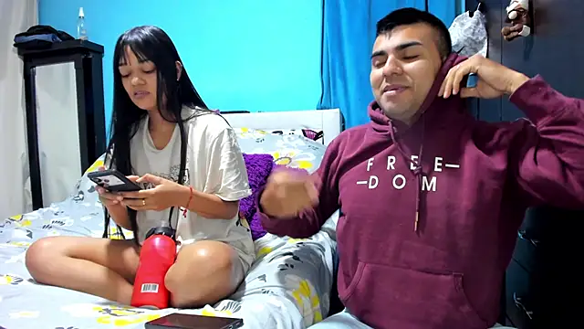 2ScarletandRyan8 online show from 05/12/26, 09:04