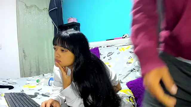 2ScarletandRyan8 online show from 11/13/25, 09:57