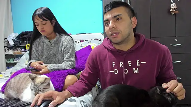 2ScarletandRyan8 online show from 02/18/26, 10:01