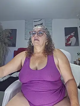 evelin hott online show from 02/06/26, 02:07