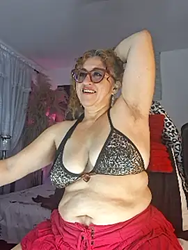 Snapshot of evelin_hott chatting on 03/06/25, 01:37 evelin hott online show from 03/06/25, 01:37