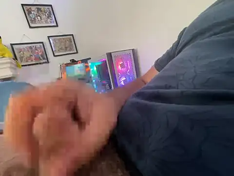 HardlyaBrigade online show from 06/11/26, 07:33