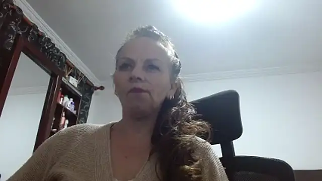 asleycavta online show from 02/10/26, 09:03