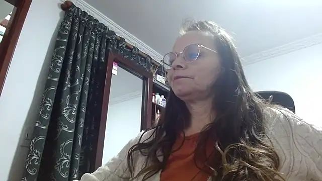 asleycavta online show from 02/05/26, 05:53