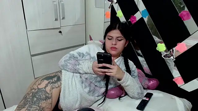 katery wok11 online show from 10/24/25, 03:49