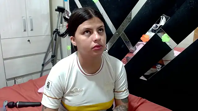 Snapshot of katery_wok11 chatting on 06/01/26, 01:06 katery wok11 online show from 06/01/26, 01:06