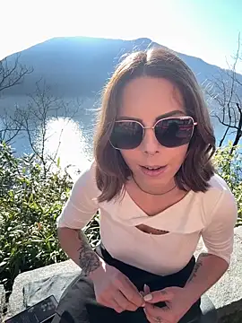 Mia Railey online show from 02/05/26, 12:56
