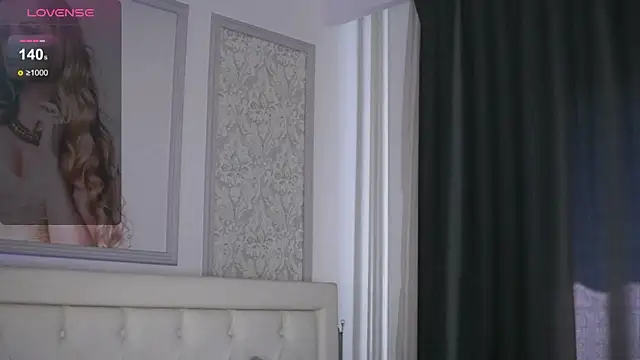 Snapshot of Adelyn_Chase chatting on 02/21/25, 09:13 Adelyn Chase online show from 02/21/25, 09:13