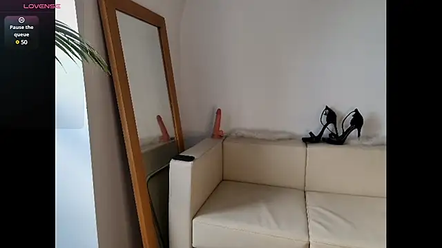 Frosty Princess online show from 02/27/25, 02:10