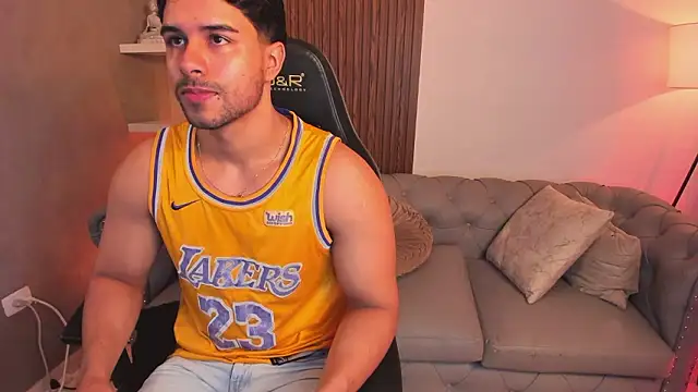 Snapshot of liam_collins21 chatting on 02/16/26, 11:42 liam collins21 online show from 02/16/26, 11:42