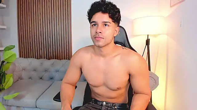 Snapshot of liam_collins21 chatting on 11/09/25, 11:47 liam collins21 online show from 11/09/25, 11:47