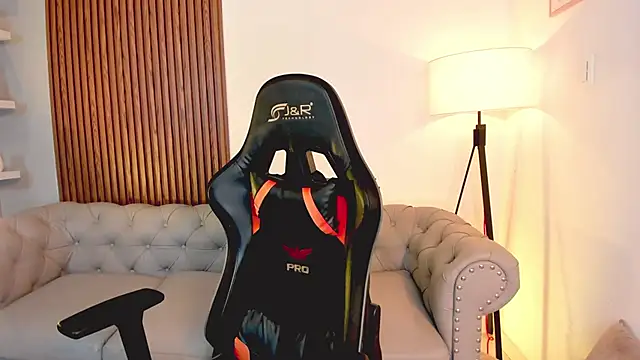 Snapshot of liam_collins21 chatting on 11/12/25, 11:58 liam collins21 online show from 11/12/25, 11:58