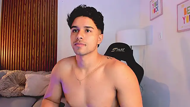 Snapshot of liam_collins21 chatting on 11/04/25, 11:58 liam collins21 online show from 11/04/25, 11:58