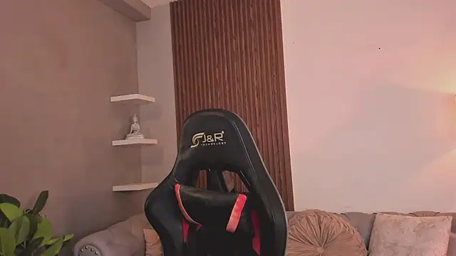 Snapshot of liam_collins21 chatting on 02/07/26, 11:51 liam collins21 online show from 02/07/26, 11:51