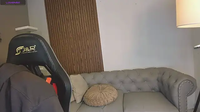 liam collins21 online show from 04/14/26, 11:37