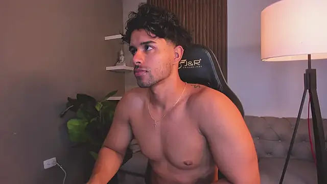 liam collins21 online show from 04/13/26, 11:58