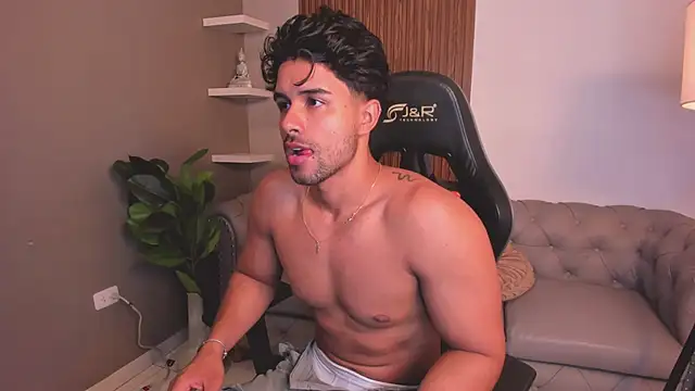 liam collins21 online show from 04/16/26, 11:55