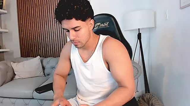 Snapshot of liam_collins21 chatting on 10/30/25, 11:52 liam collins21 online show from 10/30/25, 11:52