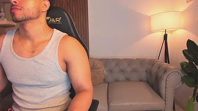 Snapshot of liam_collins21 chatting on 02/19/26, 12:02 liam collins21 online show from 02/19/26, 12:02