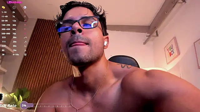 liam collins21 online show from 05/11/26, 04:04