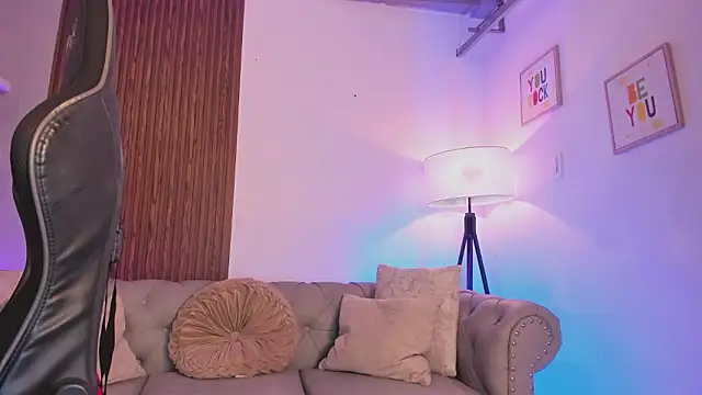 Snapshot of liam_collins21 chatting on 02/05/26, 12:01 liam collins21 online show from 02/05/26, 12:01