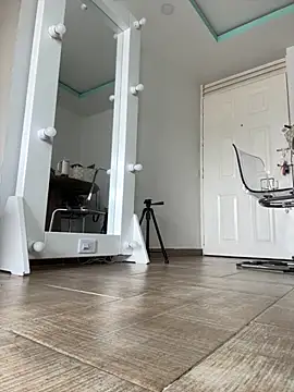 Snapshot of Lexa_queen chatting on 09/27/25, 05:08 Lexa queen online show from 09/27/25, 05:08