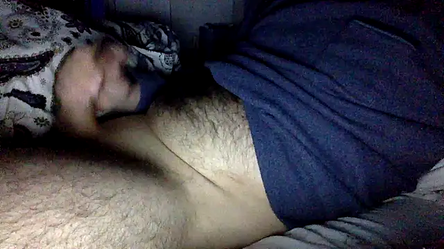 Snapshot of enty-y chatting on 02/23/25, 04:46 enty-y online show from 02/23/25, 04:46