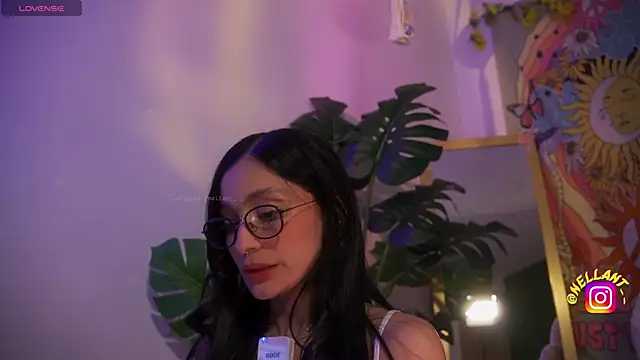 Snapshot of antonella_maitt1 chatting on 01/13/26, 01:42 antonella maitt1 online show from 01/13/26, 01:42