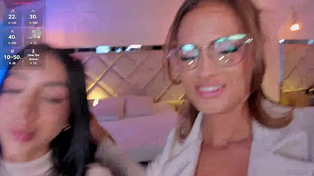 SofiaReyes1 online show from 10/11/25, 07:48