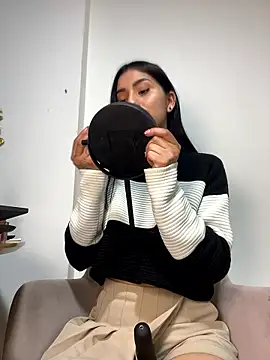 Snapshot of ananya_sex1 chatting on 01/16/26, 05:55 ananya sex1 online show from 01/16/26, 05:55