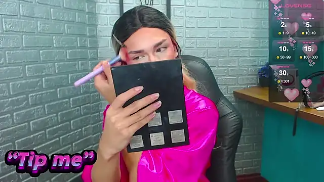 Mike Nourr online show from 11/12/25, 02:37