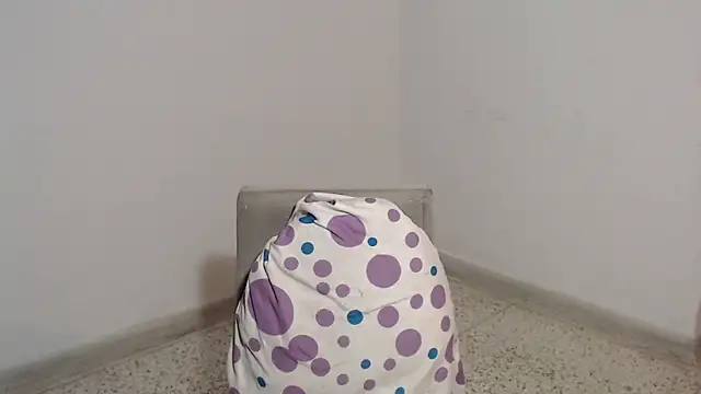 HugeDanex online show from 11/29/25, 05:51