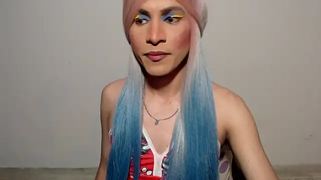 HugeDanex online show from 12/05/25, 07:07