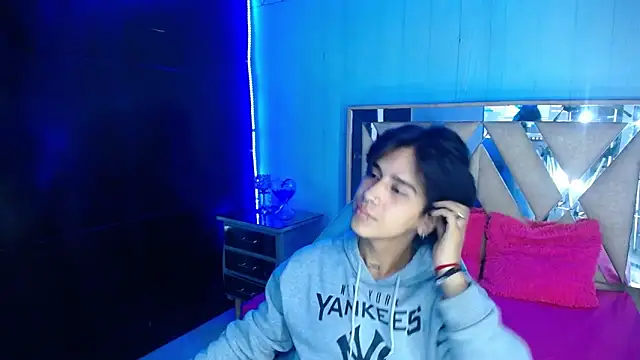 alex 477 online show from 12/22/25, 11:32